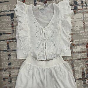 NEW 2 piece summer set (top & shorts)